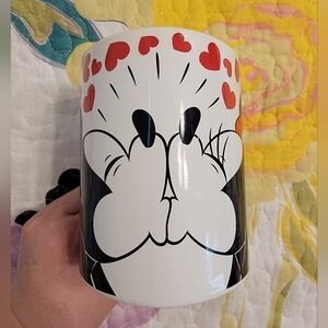 NWOT Mickey & Minnie Valentine Mug, 16 oz